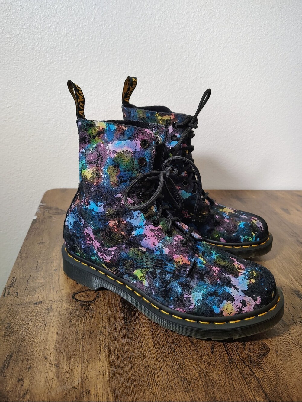 Dr. Martens 1460 Pascal Rainbow Confetti Suede Boots NWOT Women’s US 9 / EU 41